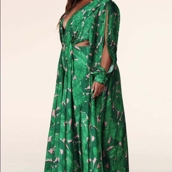 LATISTE Plus Size Tropical Leaf Floral Maxi Dress - Picture 7 of 14